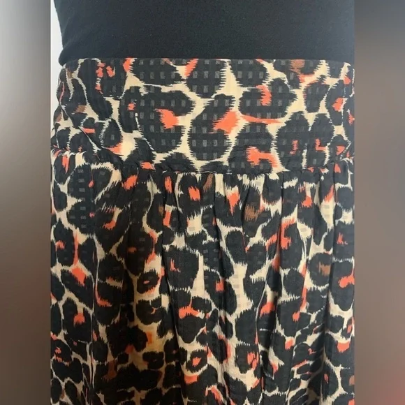 WHO What Wear Sketched Leopard Print Skirt in Black/Brown/Coral - Picture 5 of 9